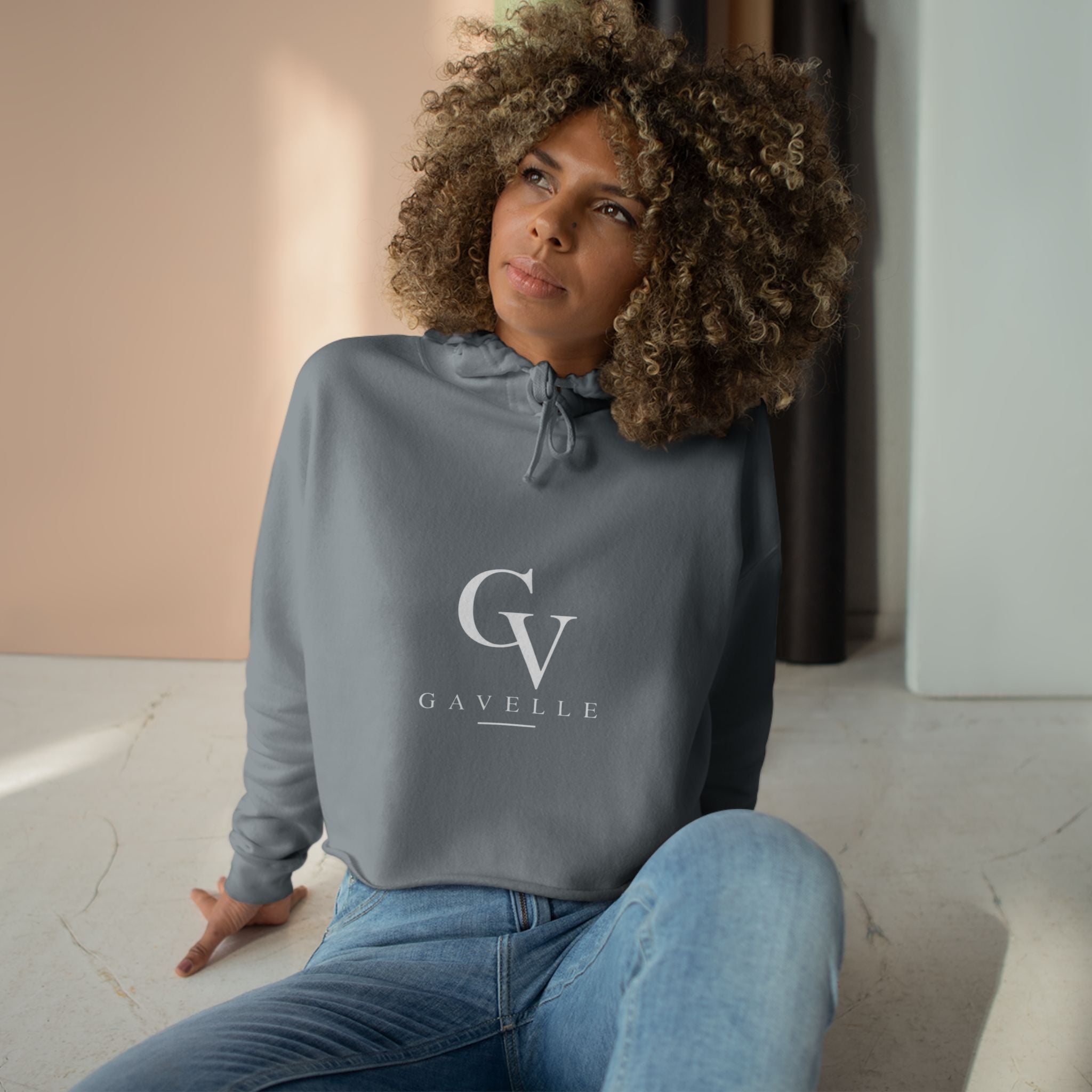 Cropped White Hoodie – Minimal CV Logo Crop Hoodie