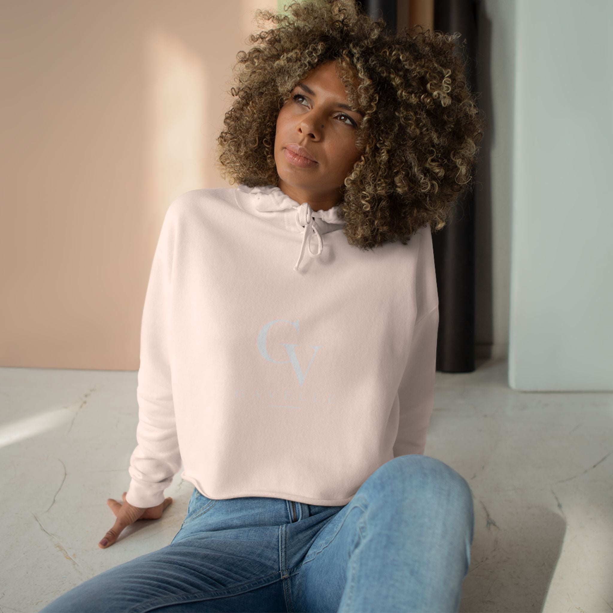Cropped White Hoodie – Minimal CV Logo Crop Hoodie